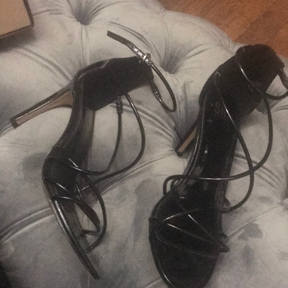 Open toe sandals